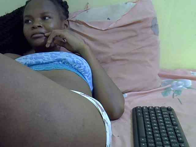 Hotdreamteen001 webcam