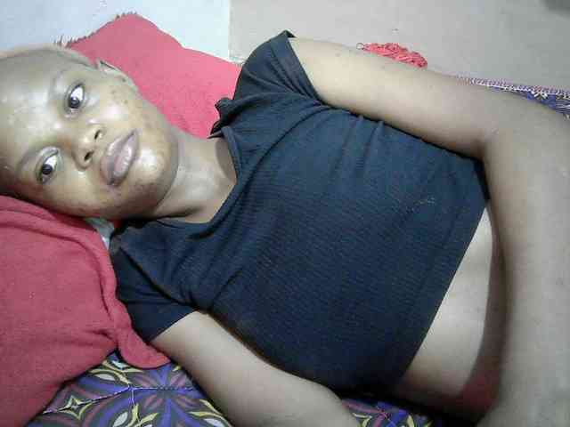 Hotdreamteen001 webcam