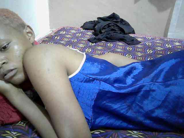 Hotdreamteen001 webcam