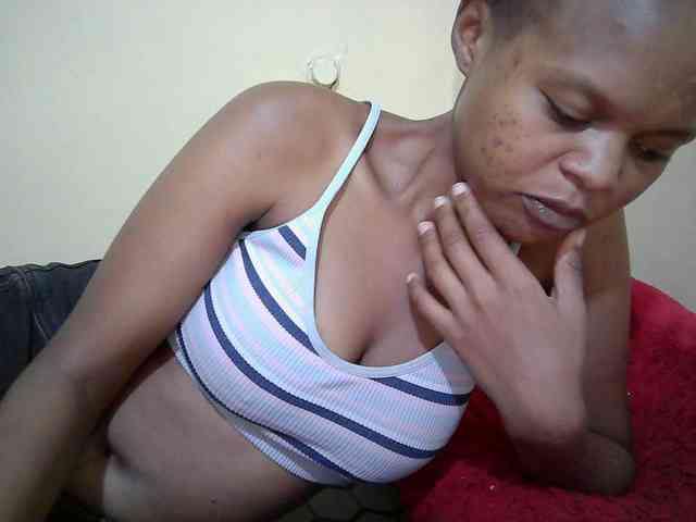 Hotdreamteen001 webcam