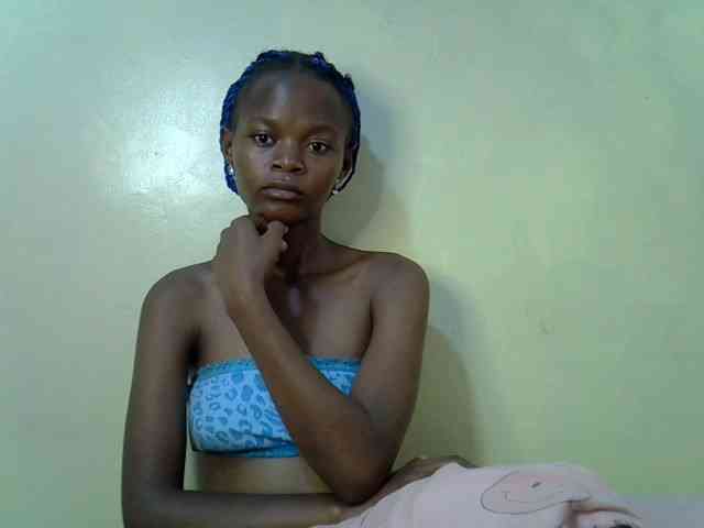 Hotdreamteen001 webcam