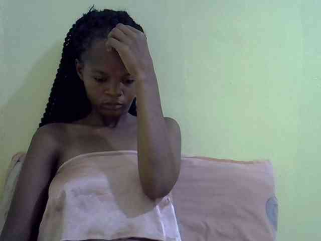 Hotdreamteen001 webcam