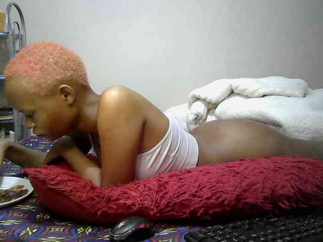 Hotdreamteen001 webcam