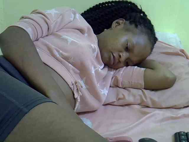 Hotdreamteen001 webcam