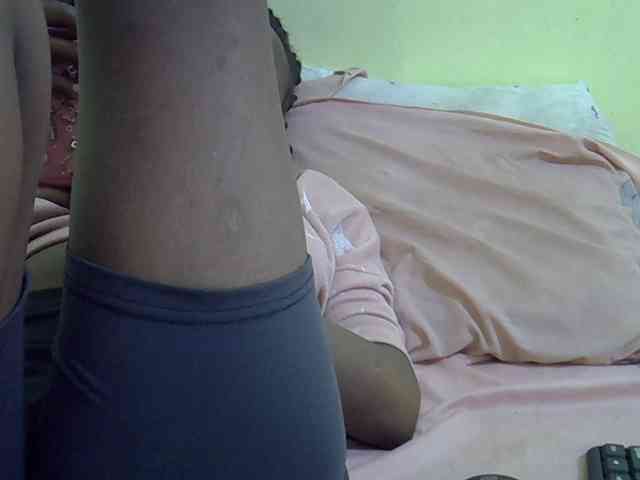 Hotdreamteen001 webcam