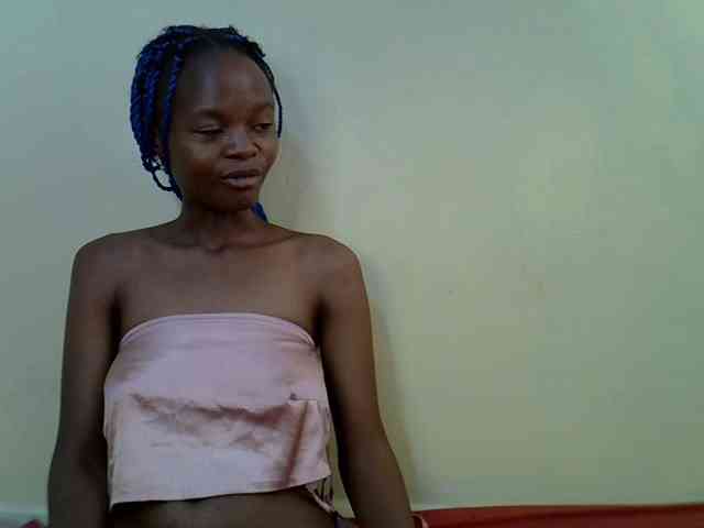 Hotdreamteen001 webcam