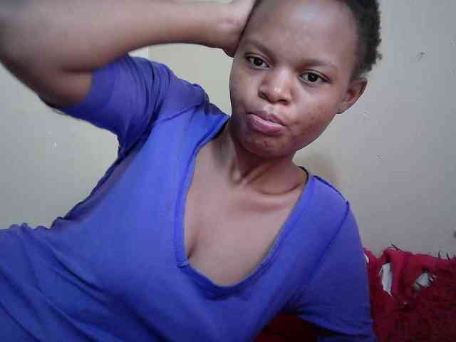 Hotdreamteen001 webcam