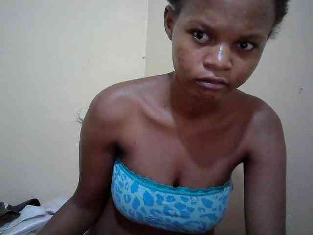 Hotdreamteen001 webcam