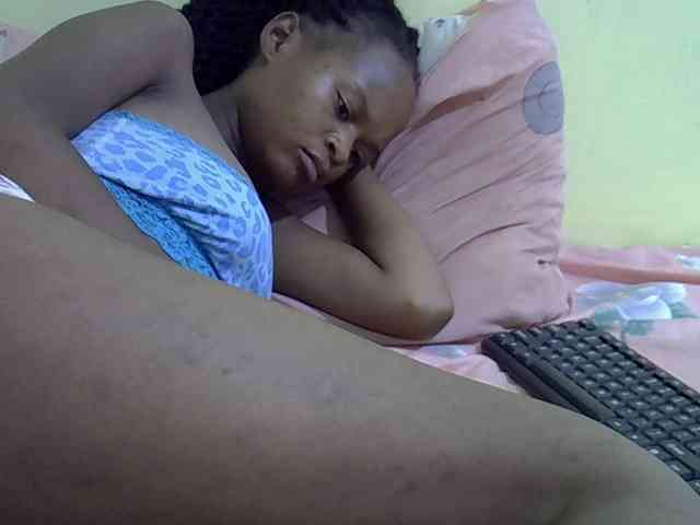 Hotdreamteen001 webcam