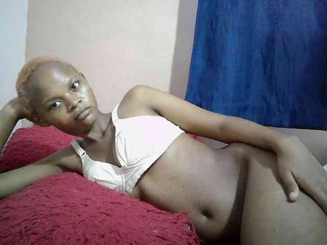 Hotdreamteen001 webcam