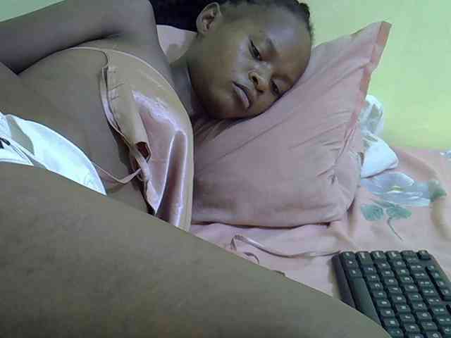 Hotdreamteen001 webcam