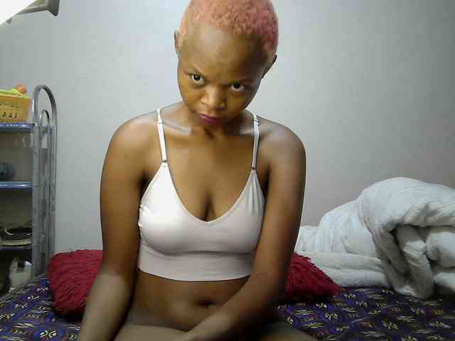 Hotdreamteen001 webcam