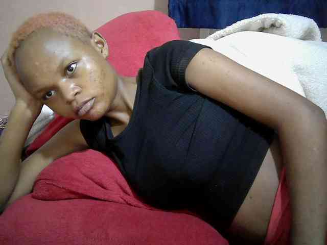 Hotdreamteen001 webcam