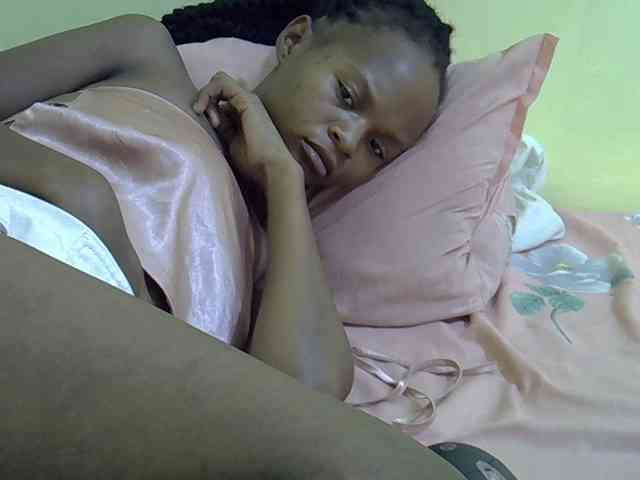 Hotdreamteen001 webcam