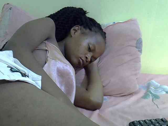 Hotdreamteen001 webcam