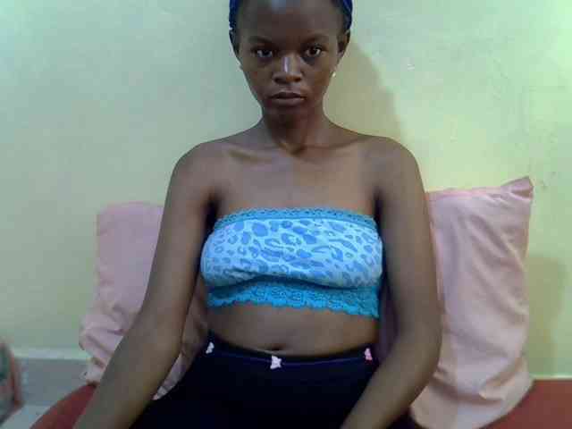 Hotdreamteen001 webcam