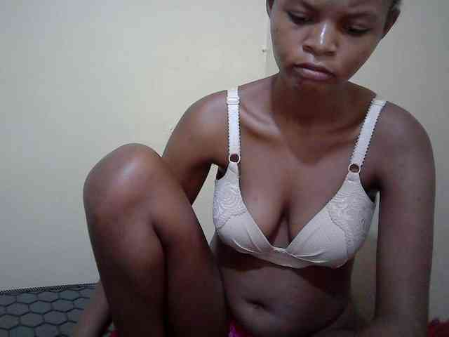 Hotdreamteen001 webcam