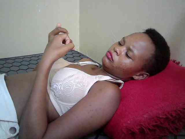 Hotdreamteen001 webcam