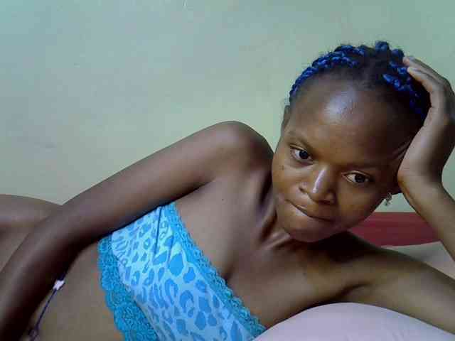 Hotdreamteen001 webcam