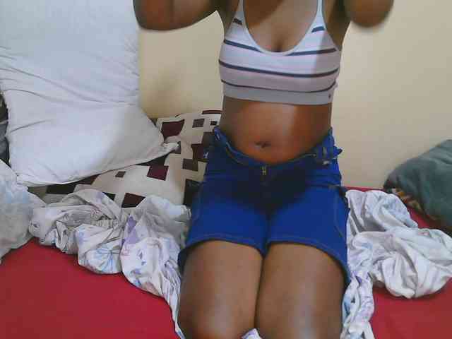 Hotdreamteen001 webcam