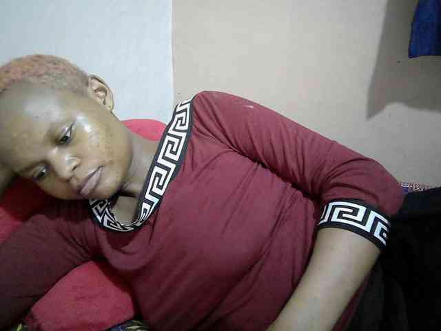 Hotdreamteen001 webcam