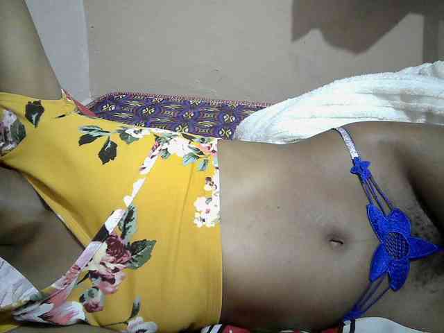 Hotdreamteen001 Live Webcam on BongaCams