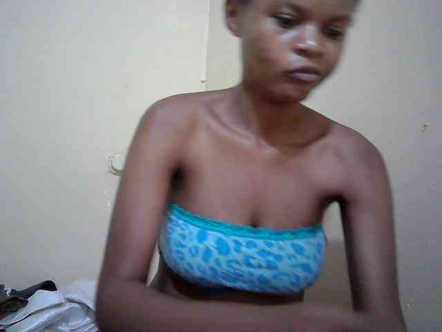 Hotdreamteen001 webcam