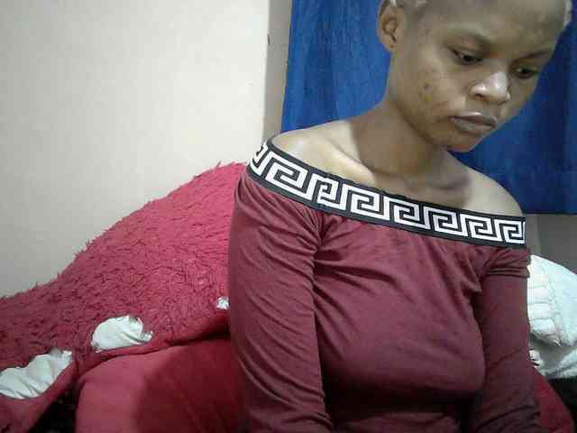 Hotdreamteen001 webcam