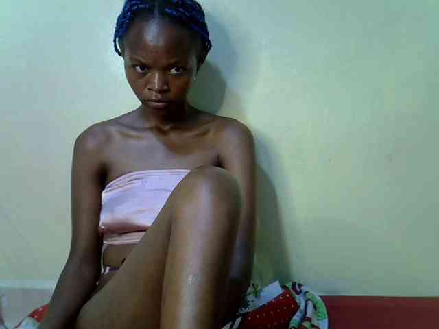 Hotdreamteen001 webcam