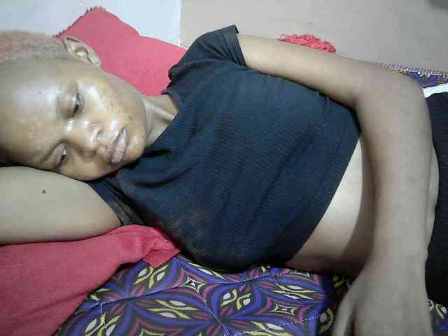 Hotdreamteen001 webcam