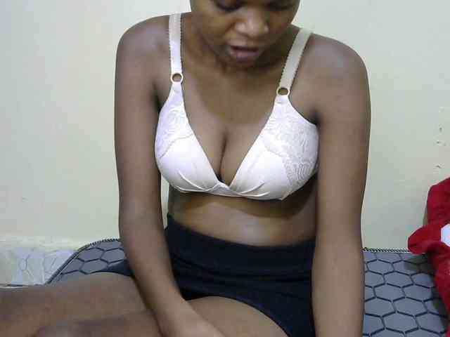 Hotdreamteen001 webcam