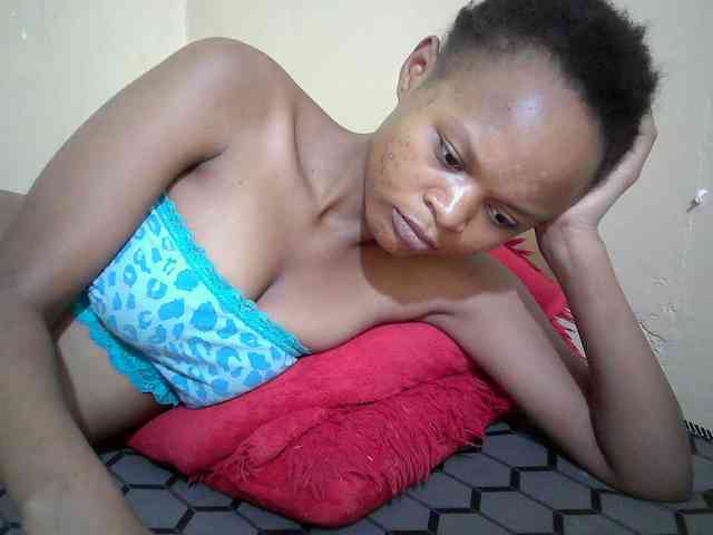 Hotdreamteen001 webcam