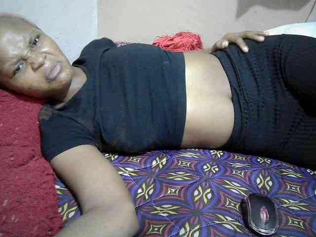 Hotdreamteen001 webcam