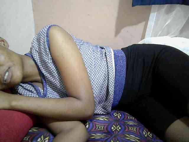 Hotdreamteen001 webcam