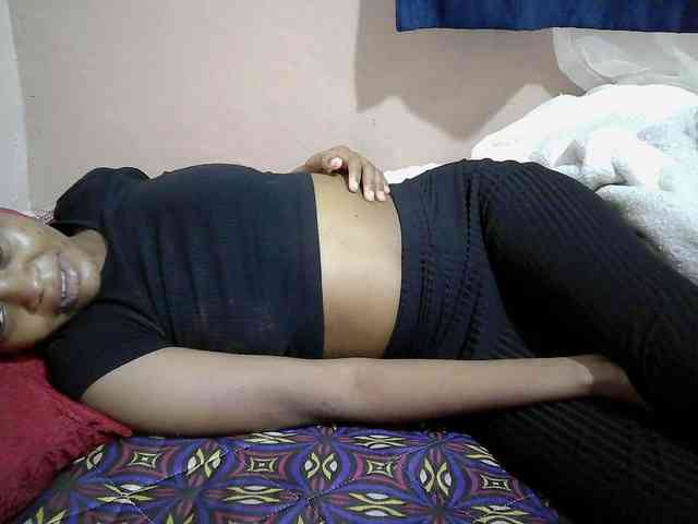 Hotdreamteen001 webcam