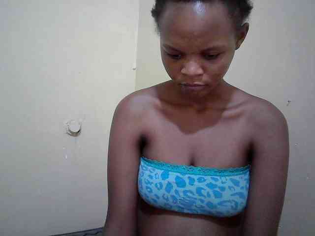 Hotdreamteen001 webcam