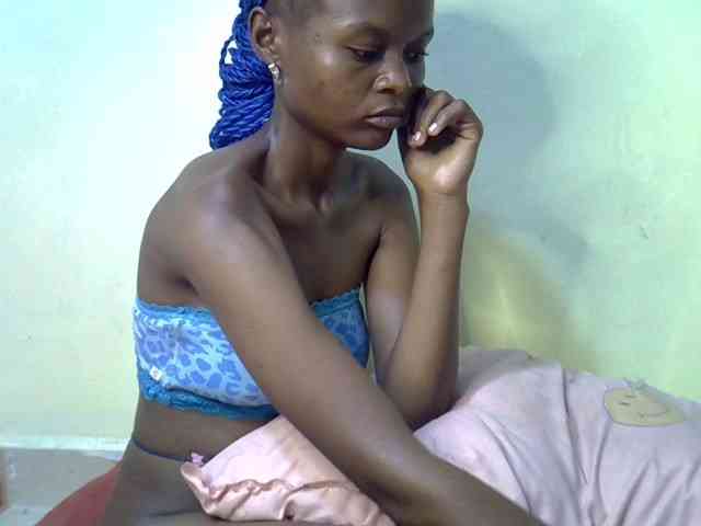 Hotdreamteen001 webcam