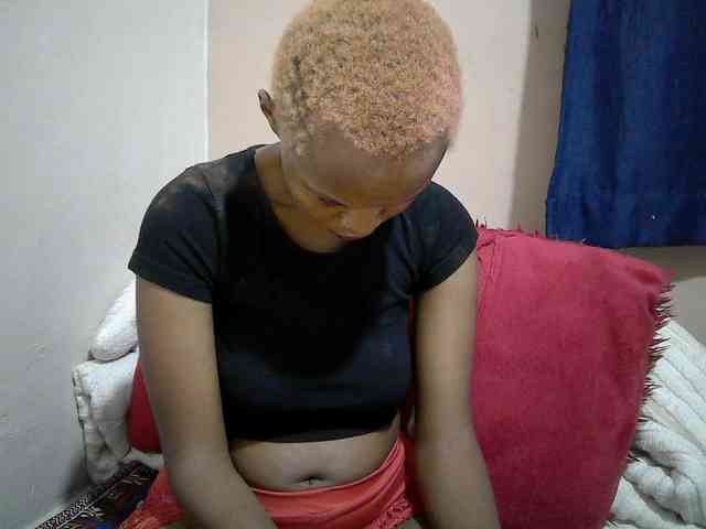 Hotdreamteen001 webcam