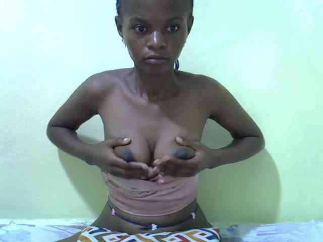 Hotdreamteen001 webcam