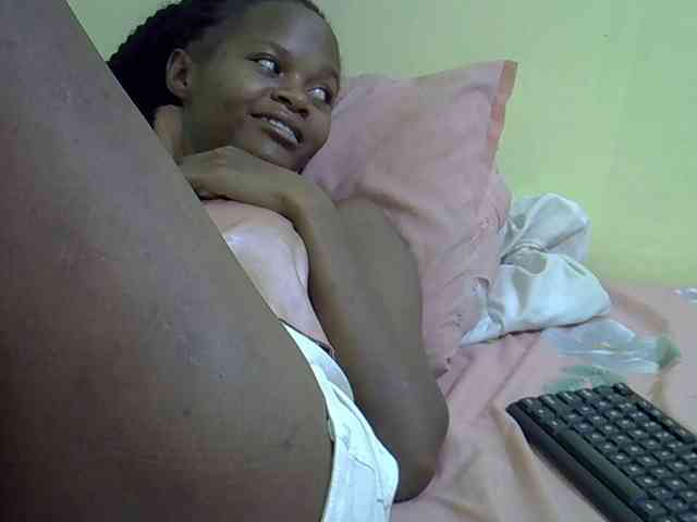 Hotdreamteen001 webcam