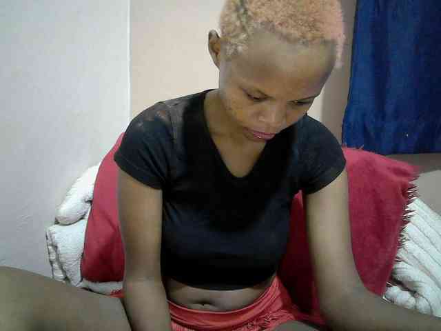 Hotdreamteen001 webcam