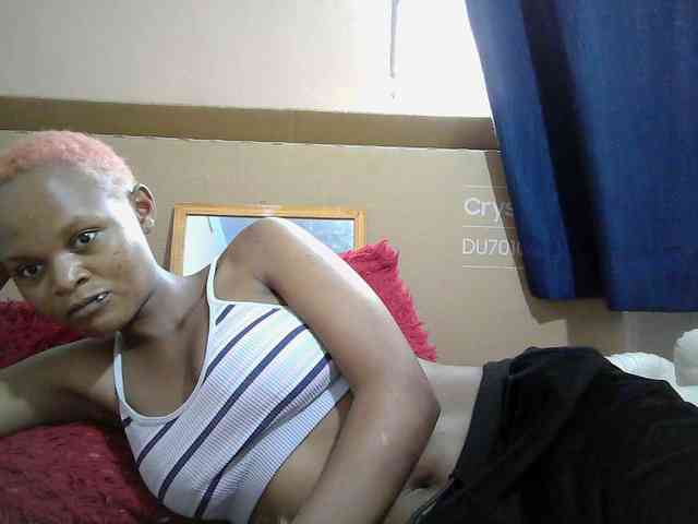 Hotdreamteen001 webcam