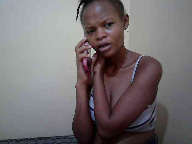 Hotdreamteen001 webcam