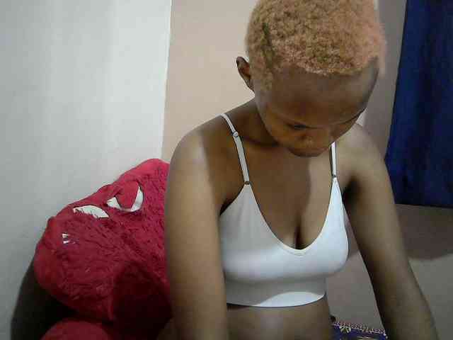 Hotdreamteen001 webcam