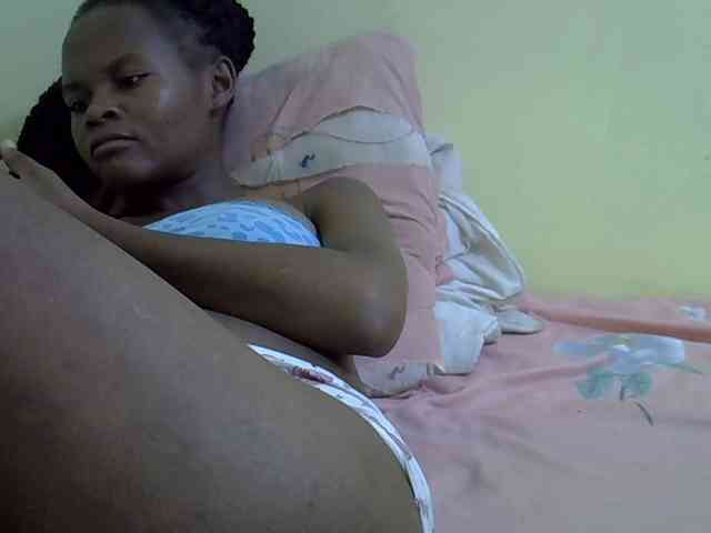 Hotdreamteen001 webcam