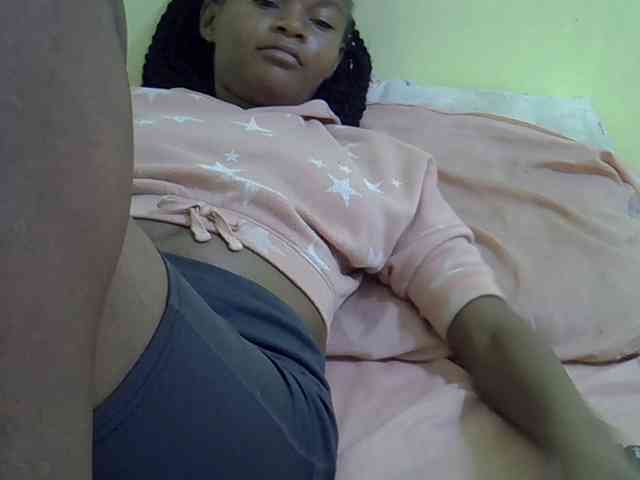 Hotdreamteen001 webcam