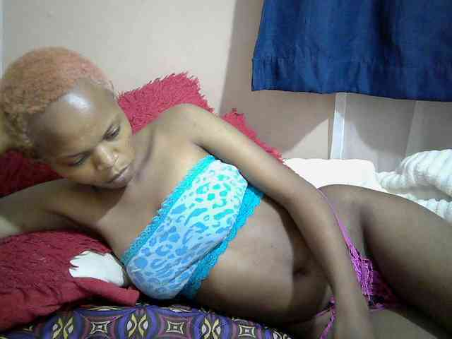 Hotdreamteen001 webcam