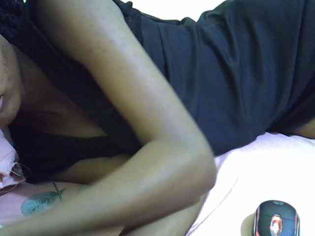 Hotdreamteen001 webcam