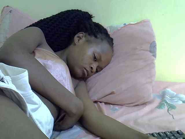 Hotdreamteen001 webcam