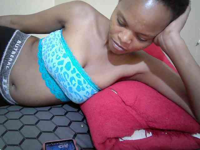 Hotdreamteen001 webcam